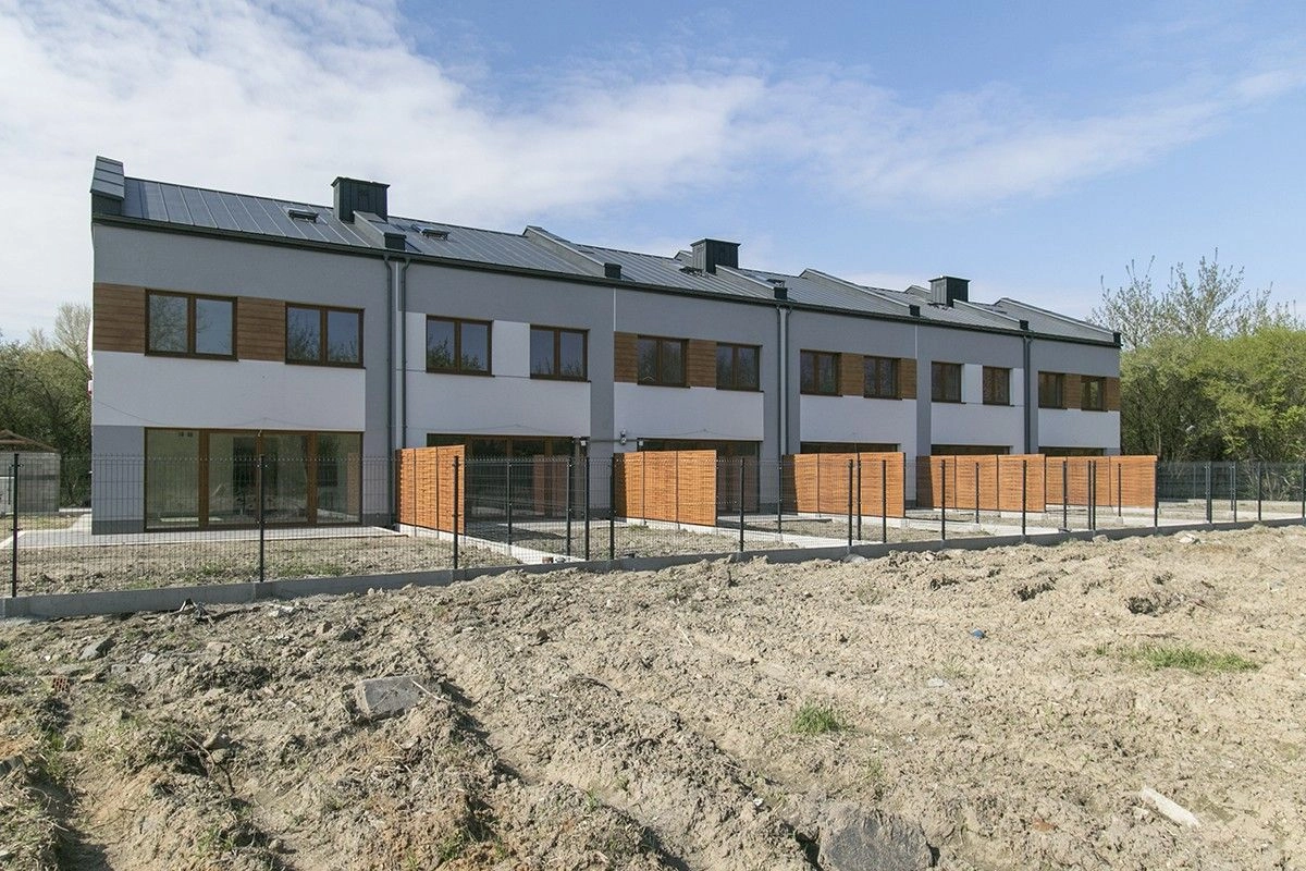 dom w Warszawa o powierzchni 185m2, powierzchnia działki 397 m2, cena: 649000